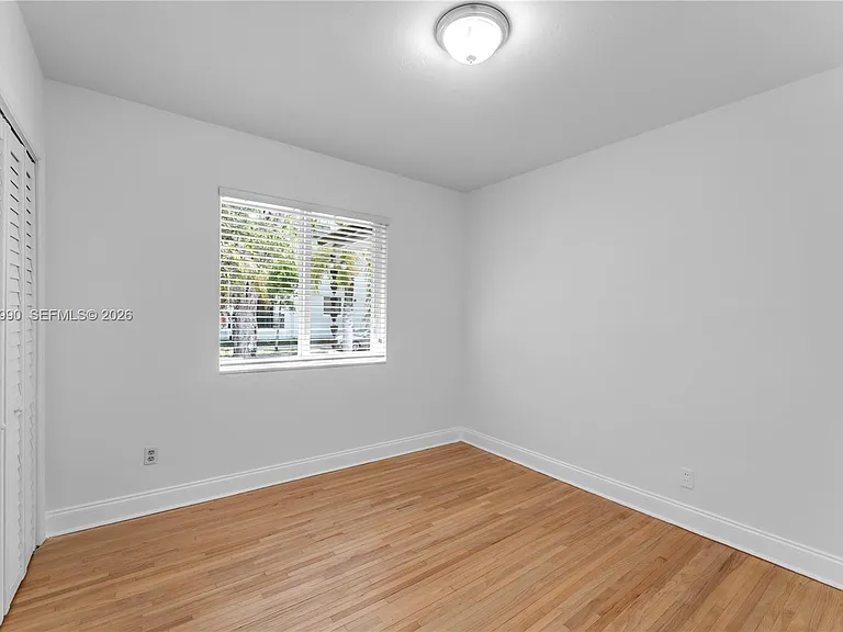 2031 SW 66th Ave — Photo 14