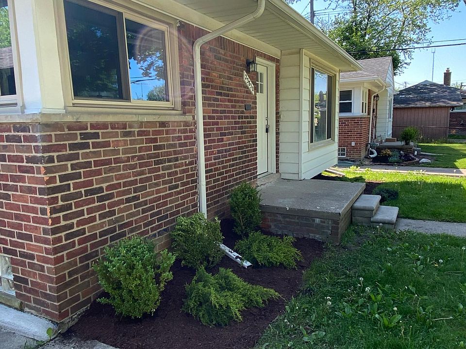1st image of 23830 Condon St