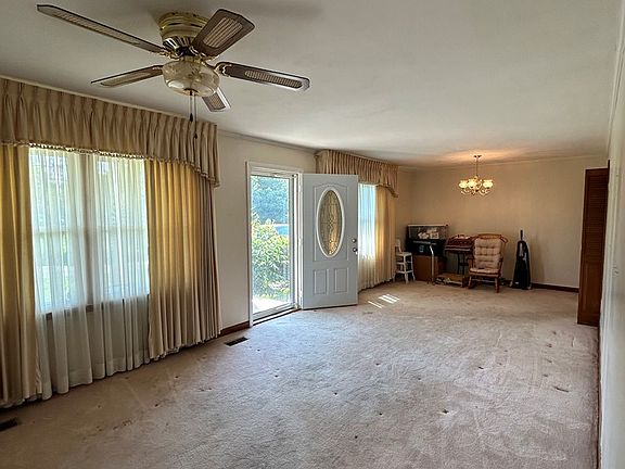 2nd image of 141 1st Ave