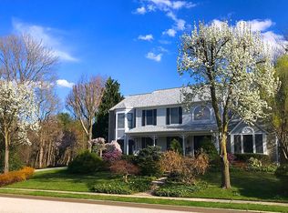 27 Daylily Dr, Mount Laurel, NJ 08054