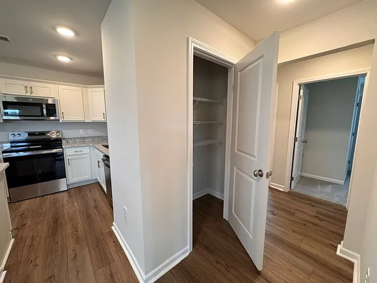 47 Coolidge Dr — Photo 14