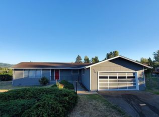 168 Chandler Dr, Roseburg, OR 97471