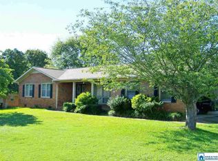 525 Lenwood Dr, Anniston, AL 36206