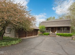 1N524 Gloria Ave, West Chicago, IL 60185