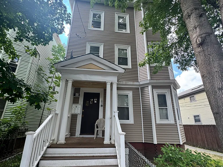 45 Rice St #3 — Photo 1