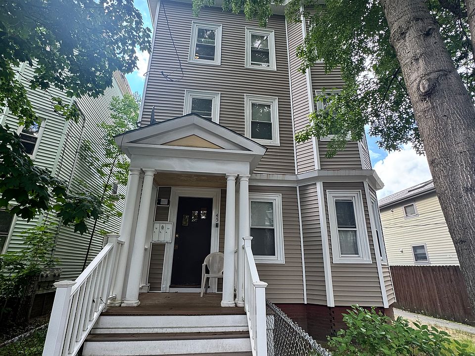 1st image of 45 Rice St APT 3