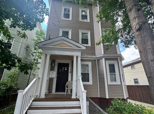 45 Rice St APT 3, Cambridge, MA 02140