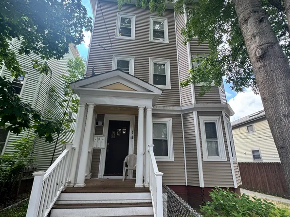 45 Rice St APT 3, Cambridge, MA 02140