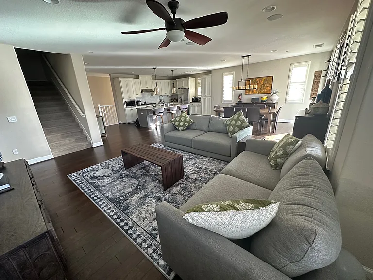 3237 Central Pkwy — Photo 39