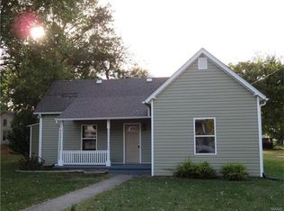110 S Bess Ave, Marissa, IL 62257