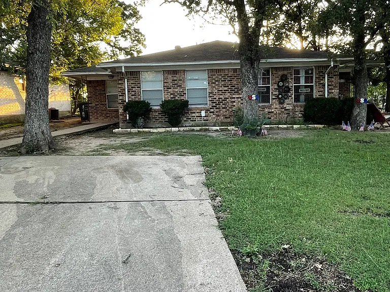 3900 Olive St #A — Photo 4