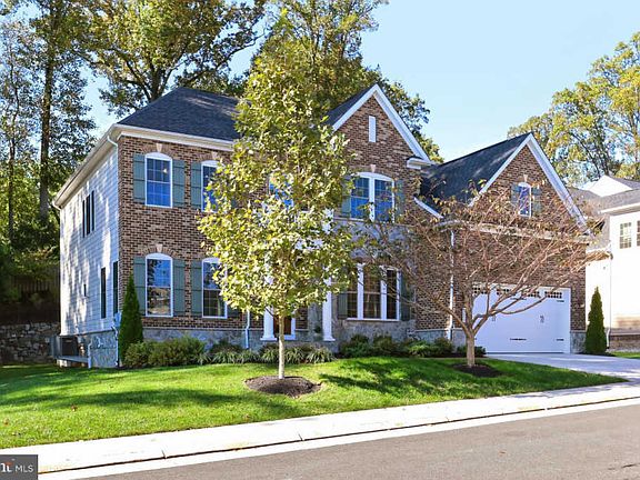 4th image of 7233 Magpie Ln