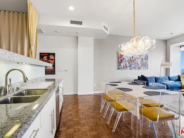 1100 Wilshire Blvd #2604 — Photo 15