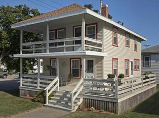 14 Brewster St, Hull, MA 02045