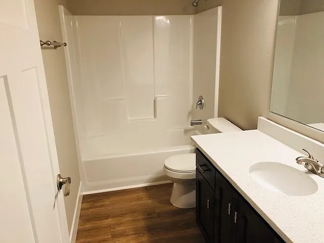 1030-1032 Arthur Way NW — Photo 10