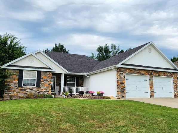 535 S Gary Avenue, Bolivar, MO 65613