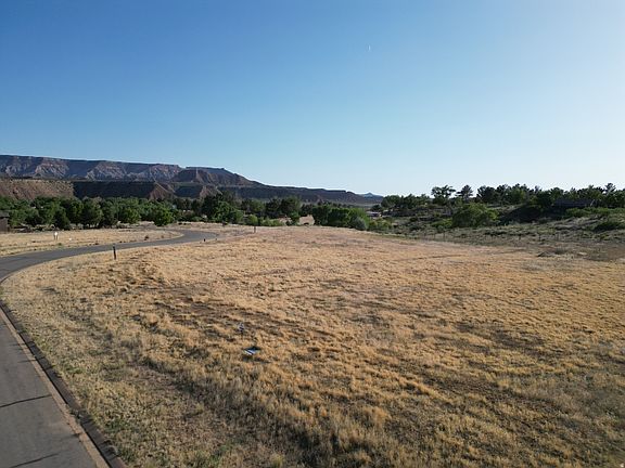 5th image of 6 Sierra Bella Pkwy