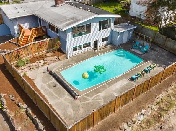 8132 208th Place SW, Edmonds, WA 98026