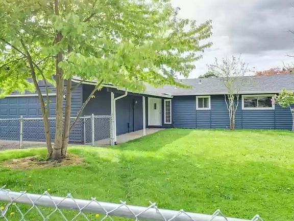2nd image of 8128 NE 30th Ave
