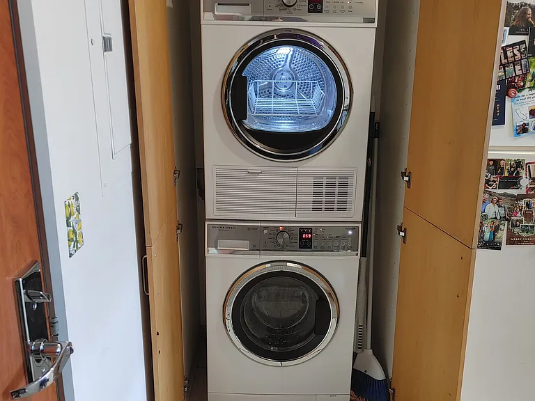 533 NE Holladay St #407 — Photo 8