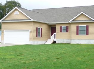 364 New Magnolia Rd #A, Vineland, NJ 08360