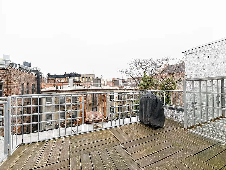 137 Thompson St #15 — Photo 3