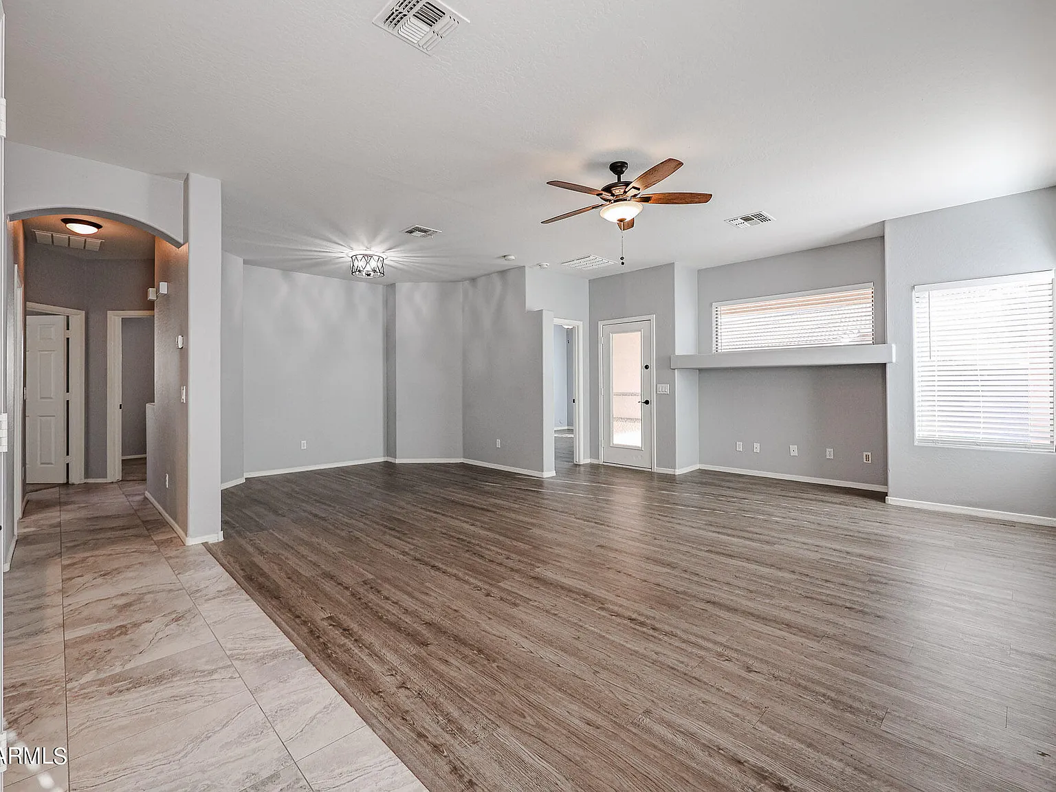 3 bed, 2.0 bath, 1374 sqft, $1,895 — Photo 2