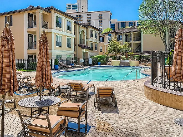 3777 Peachtree Rd #1326 — Photo 9