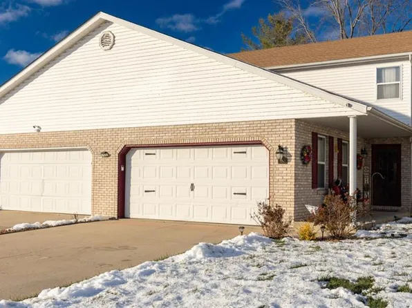 1925 Chevy Dr, Belleville, IL 62221
