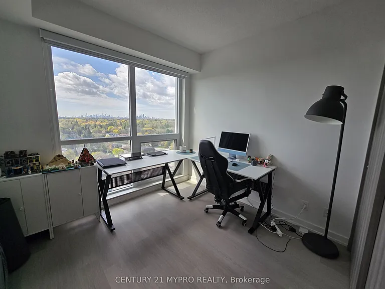 27 McMahon Dr #1806 — Photo 21