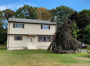 80 Fawn Dr, Cheshire, CT 06410