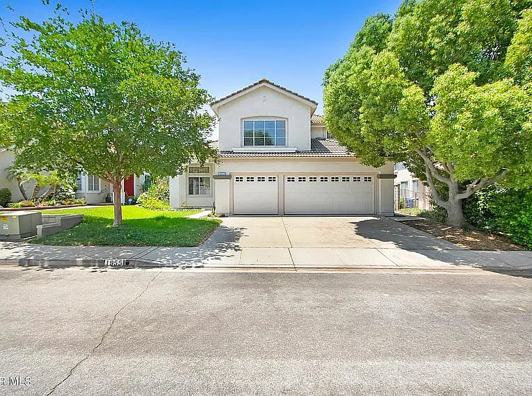 1955 Autumnbreeze Pl — Photo 4
