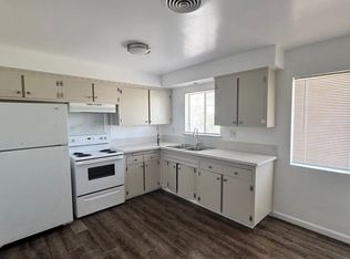2600 Haley St APT 15, Bakersfield, CA 93305