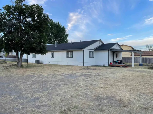 6106 Desert View Dr, West Richland, WA 99353