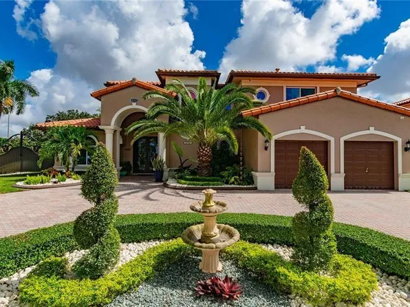 15721 NW 79th Court, Miami Lakes, FL 33016