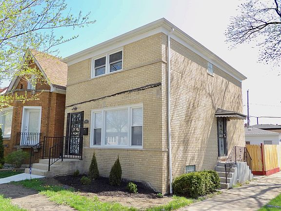 2nd image of 7957 S Blackstone Ave
