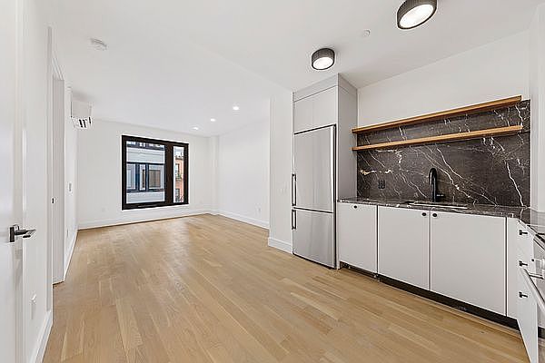 1st image of 250 Gold St #227