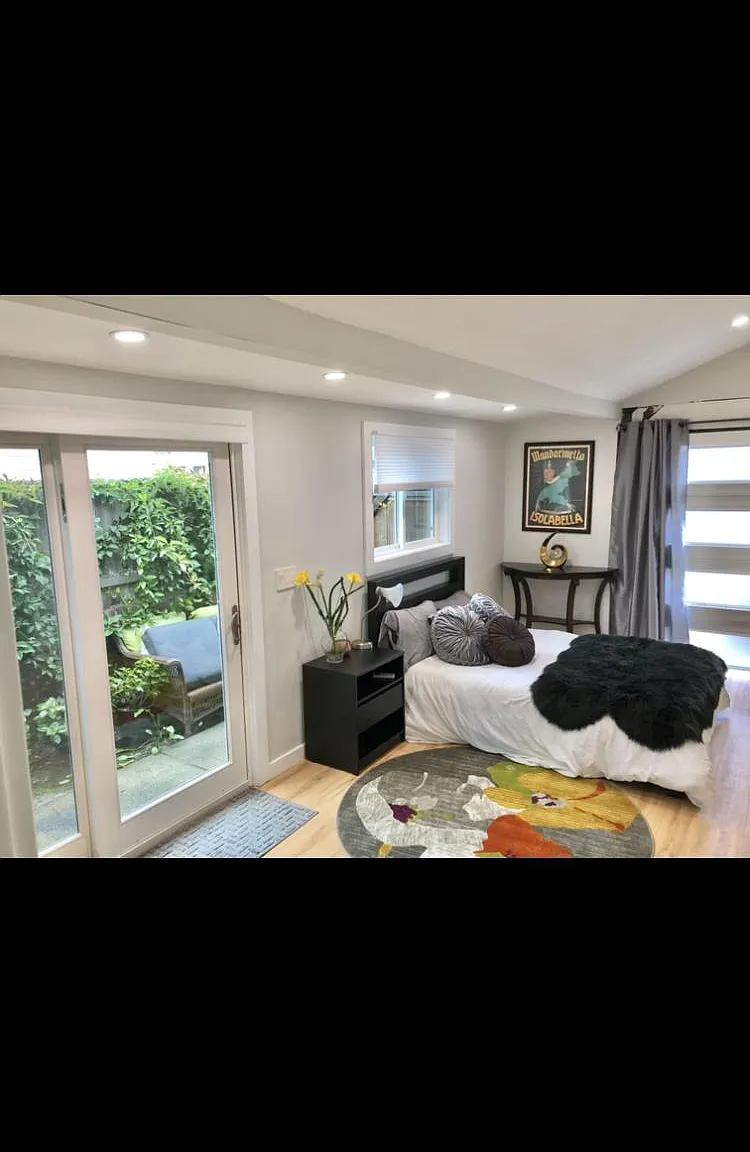 35 Lakeside Dr — Photo 4