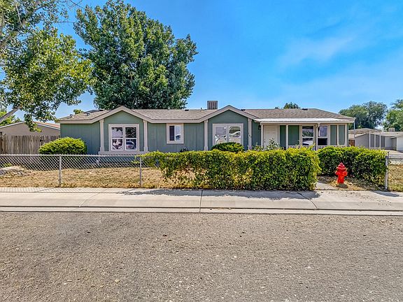 2nd image of 165 Honeysuckle Cir