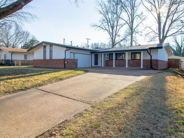 3090 Newgate Dr Florissant Mo 63033 Zillow