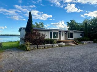 38 Main St, Deseronto, ON K0K 1X0