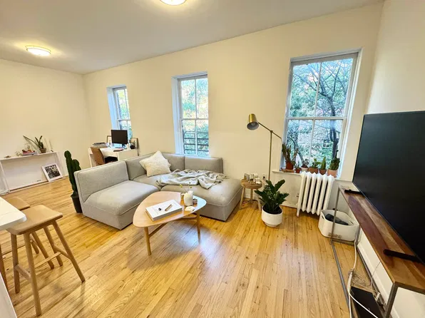 50 Bank St APT 3R, New York, NY 10014