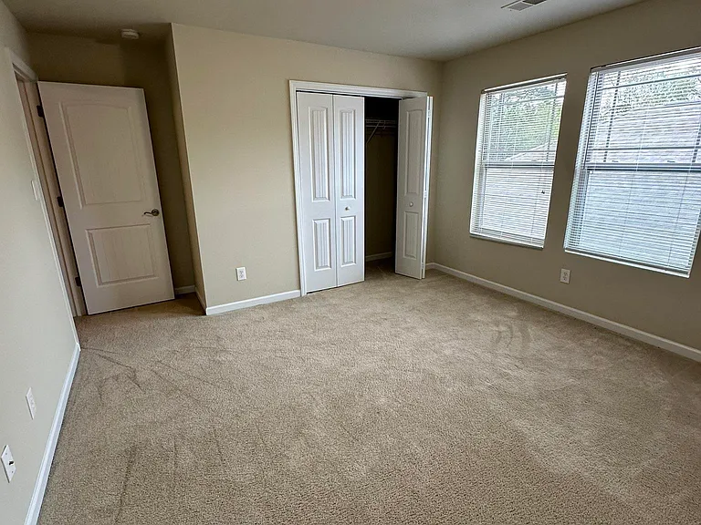 1812 Clayton Cove Dr — Photo 11