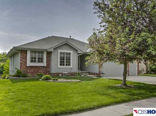 6117 S 156th Ave, Omaha, NE 68135
