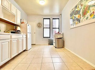 526 9th Ave #4RN, New York, NY 10018
