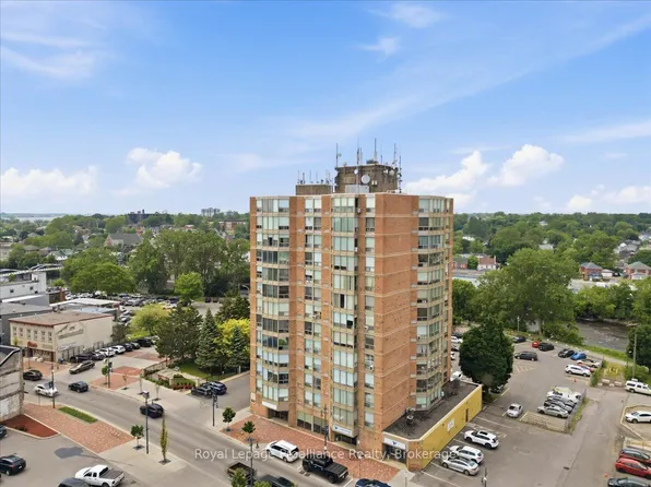350 Front St Unit 504, Belleville, ON K8N 5M5
