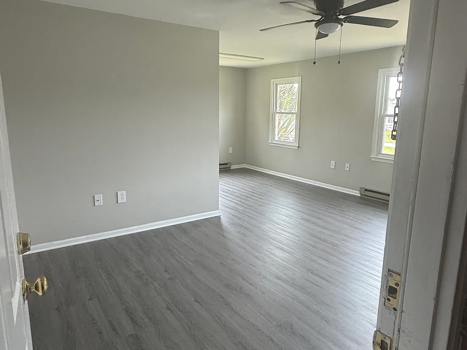 2 bed, 728 sqft, $1,350 — Photo 3