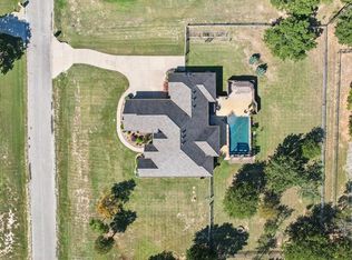 112 Oakmont Dr, Weatherford, TX 76088