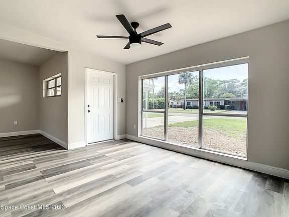 5th image of 3265 Citrus Ct