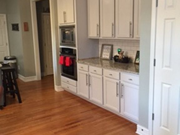 2nd image of 4447 Crestoak Dr